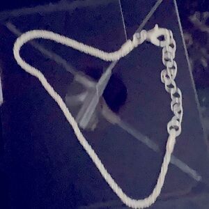 New silver bracelet with small zz beads